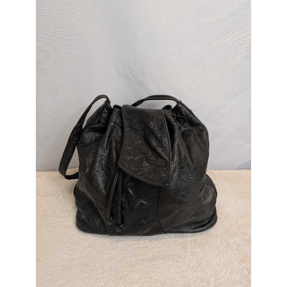 Brio Genuine Leather Drawstring Backpack Shoulder Bag Black Textured Casual